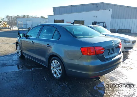 2014 Volkswagen Jetta 1.8T Se z USA, uszkodzony, nr VIN 3VWD07AJ6EM434846